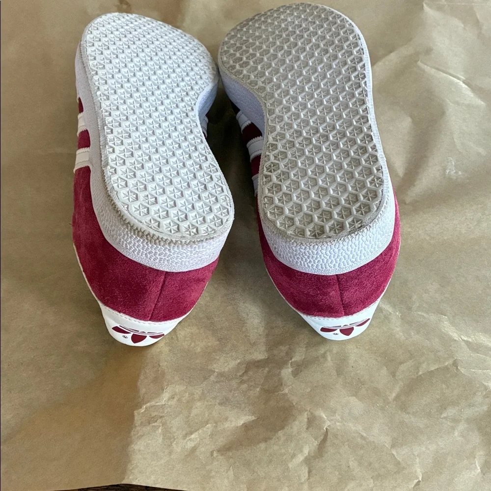 adidas classic timeless